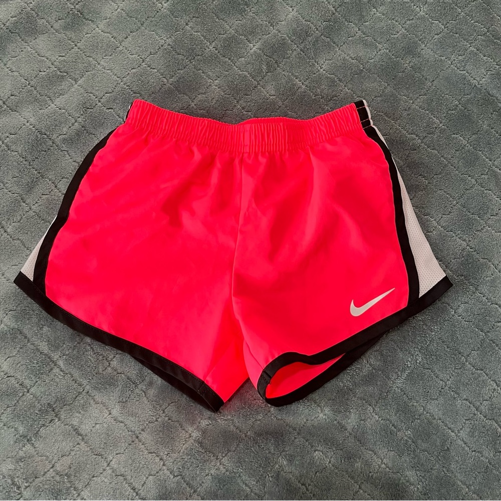 Nike Girls Dri-FIT Tempo Running Shorts Neon Pink White Black Size Small 4-5 YRS